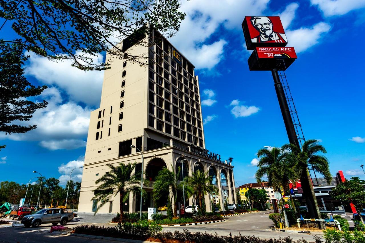 D Elegance Grand Bandar Seri Alam Masai Exterior photo