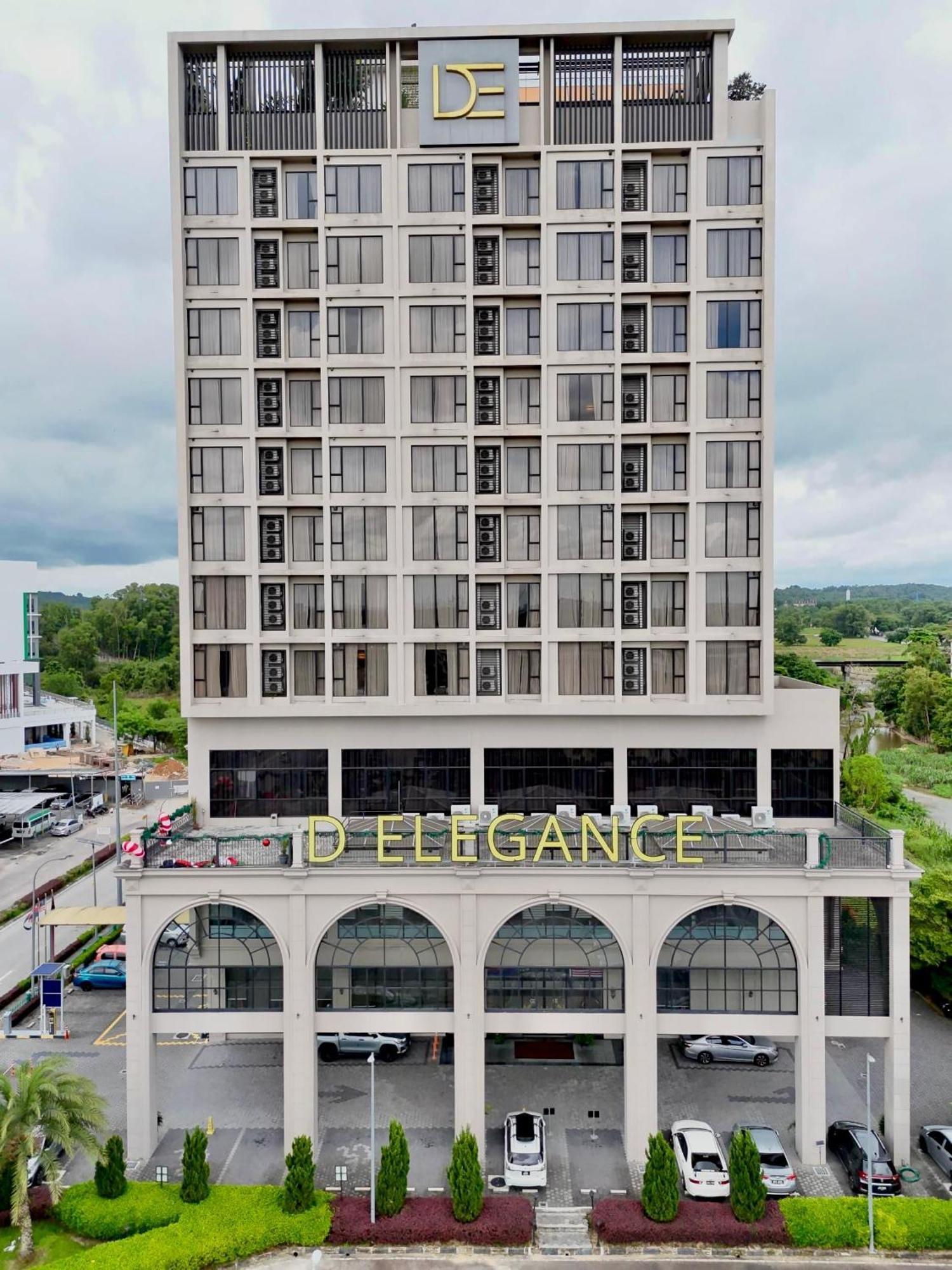 D Elegance Grand Bandar Seri Alam Masai Exterior photo